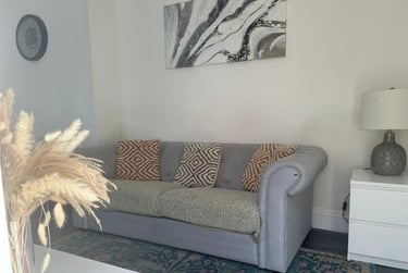 2 bed flat, Plym Street, Greenbank, Plymouth, PL48NS - Image 1